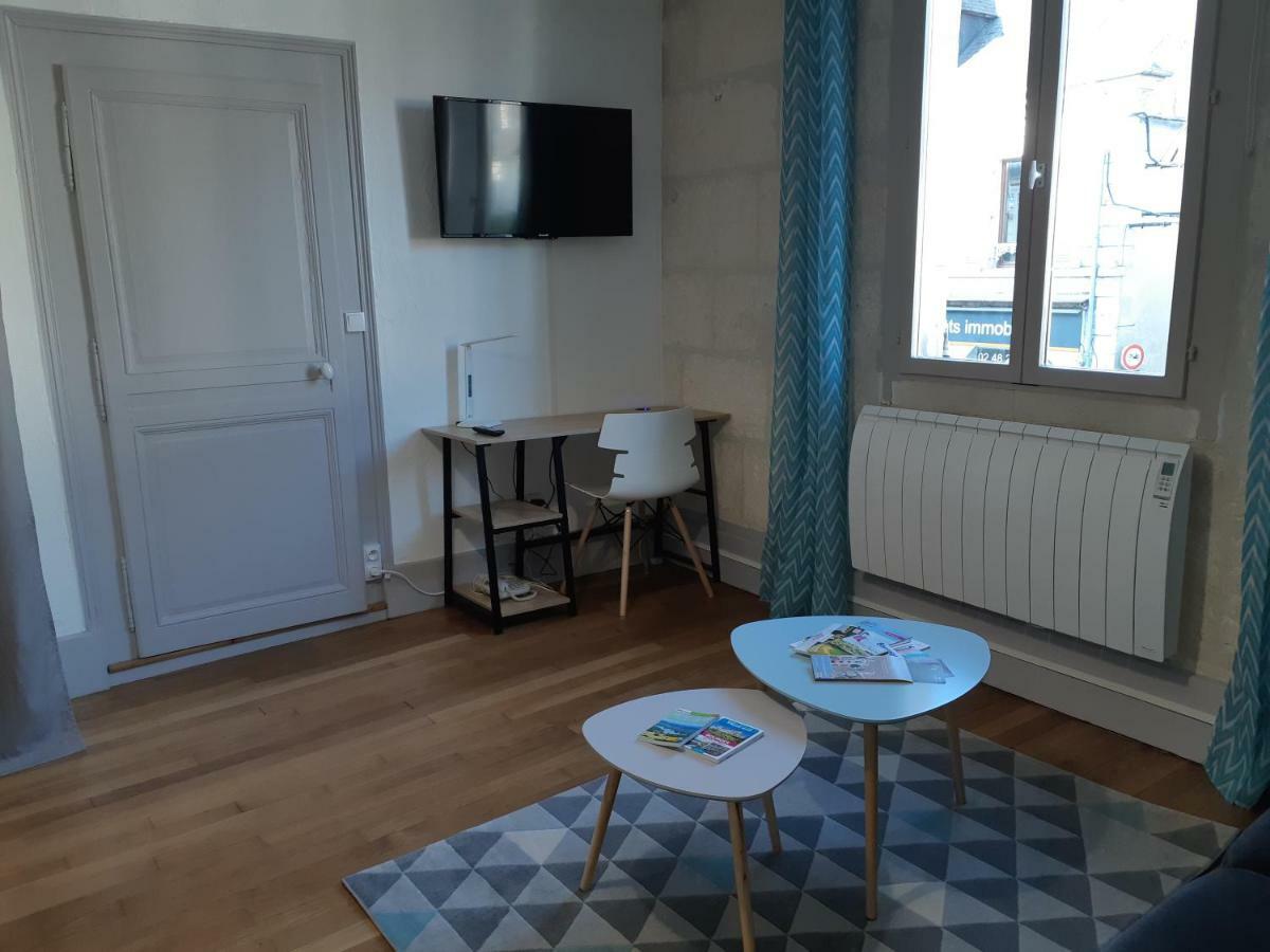 Le Vaillant, Appartement T2, Proche Gare, Hyper-Centre Et Marais, 1 A 2 Personnes, Wifi Bourges Dış mekan fotoğraf