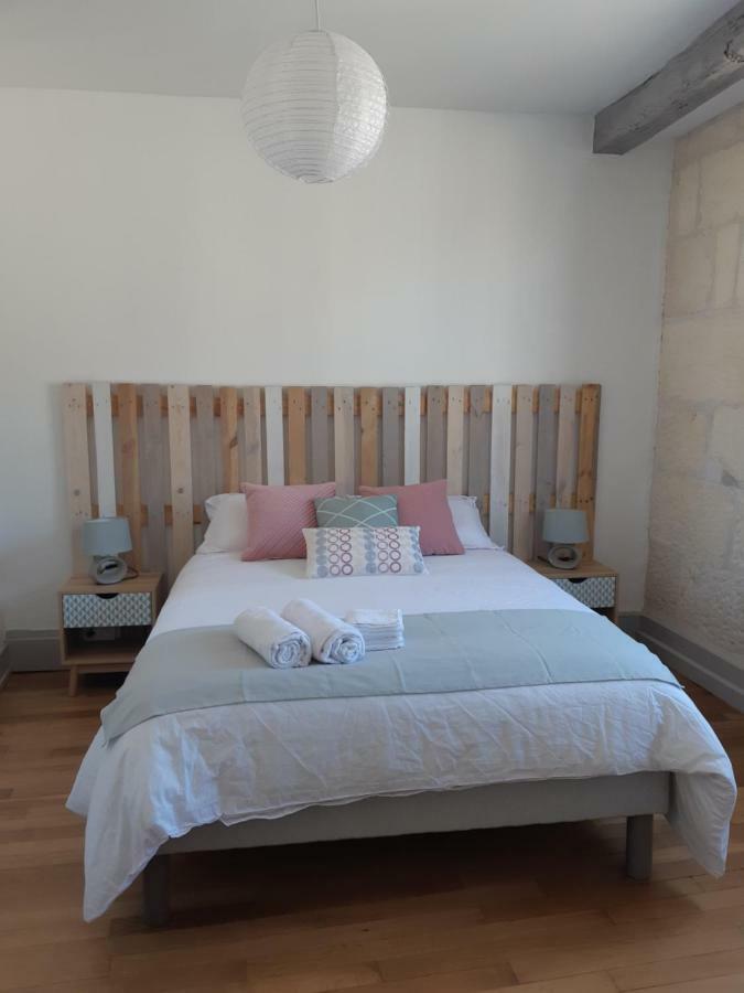 Le Vaillant, Appartement T2, Proche Gare, Hyper-Centre Et Marais, 1 A 2 Personnes, Wifi Bourges Dış mekan fotoğraf